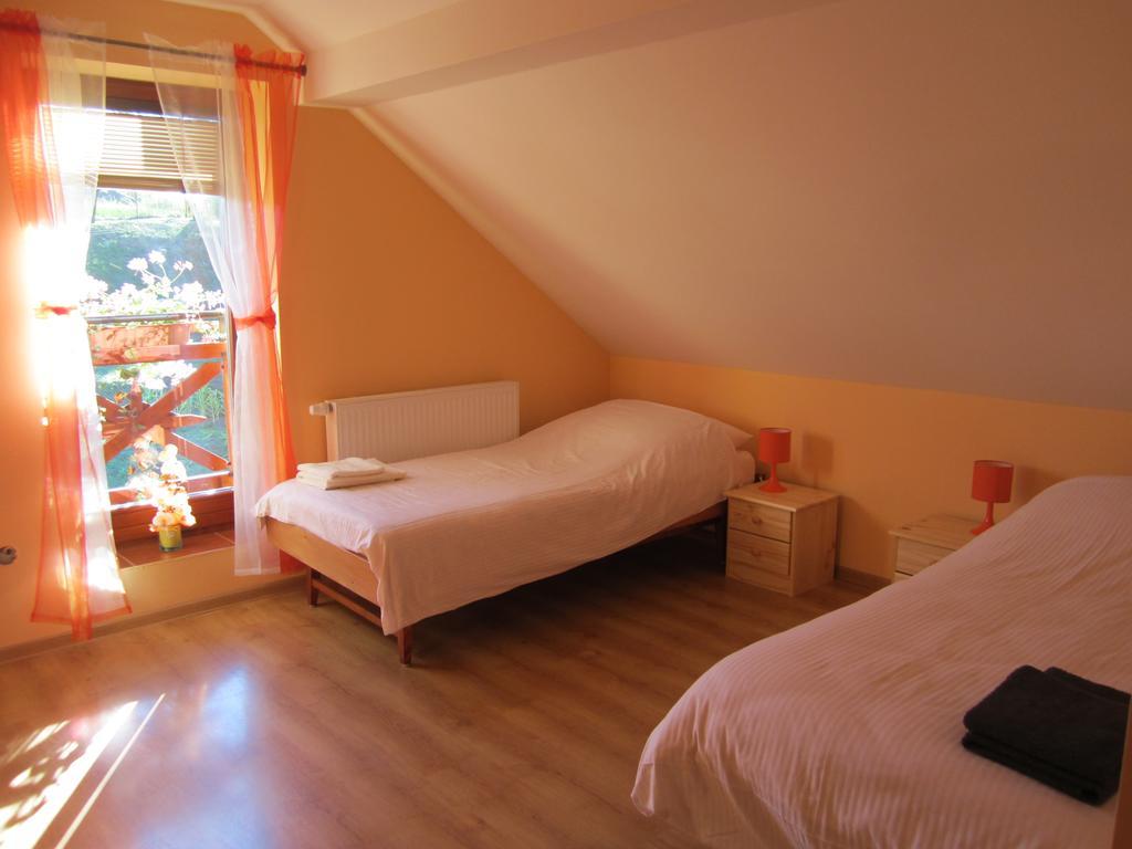 Privat Vrbov 23 Apartment Room photo